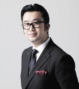 高鵬[今日美術館館長]