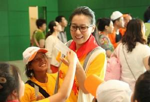 《愛的光芒》MV片段