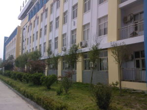 長葛市第三實驗高中辦公樓