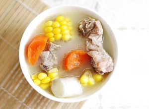 淮山玉米煲雞湯