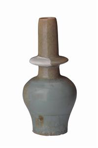 南宋龍泉窯青釉大吉瓷瓶