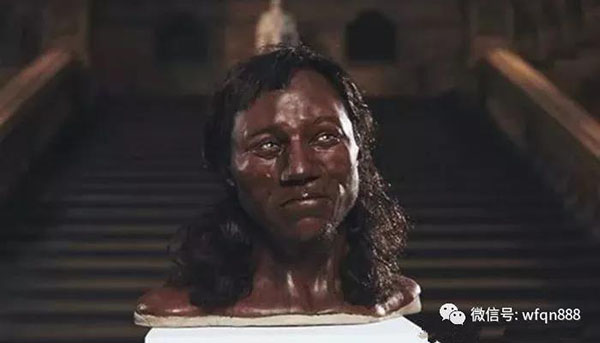 一萬多年前的人類穿衣服嗎?他們是如何穿衣打扮的呢?