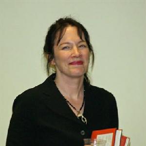 可愛的骨頭[艾麗斯&middot;西伯德創作長篇小說]