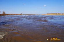 目測有600米寬的弱水主河道