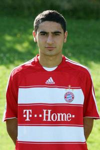 梅邁特&middot;埃基奇