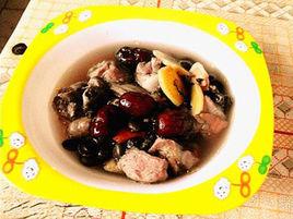 黑豆雞湯 黑豆雞湯