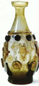 盤口細首淡黃色琉璃瓶 盤口細首淡黃色琉璃瓶