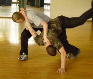 俄羅斯實戰桑搏防身術 俄羅斯實戰桑搏防身術