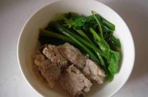 排骨菠菜湯 排骨菠菜湯