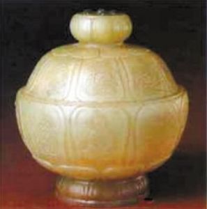 清和田玉蓮花八寶紋爐