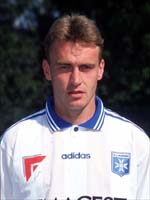 斯特凡·居瓦什 斯特凡·居瓦什