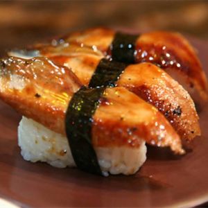 鰻魚果仁壽司 鰻魚果仁壽司