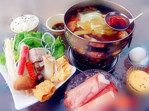 骨湯什錦小火鍋 骨湯什錦小火鍋