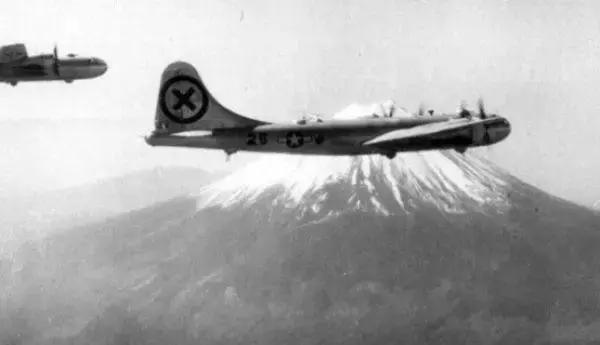 德國為二戰下跪,日本假扮可憐,結果核子彈製造者聊下狠話:你們活著算幸運 德國為二戰下跪,日本假扮可憐,結果核子彈製造者聊下狠話:你們活著算幸運