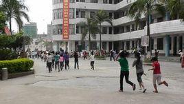 陸川縣第四中學 陸川縣第四中學