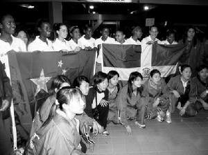 天津女排受到熱烈歡迎