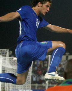 費德里科·卡拉羅 費德里科·卡拉羅