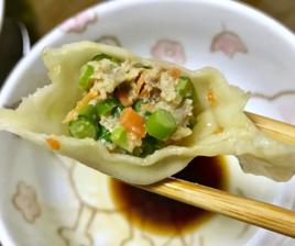 豬肉蒜苗水餃 豬肉蒜苗水餃