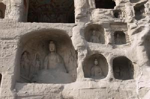 達德拉爾特&middot;阿爾庫斯石窟