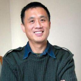 周民[著名兩棲明星周璇的長子]