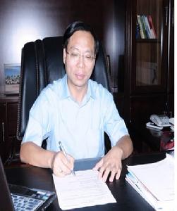 懂事總經理季勝榮