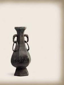 六棱雙耳長頸瓶 六棱雙耳長頸瓶