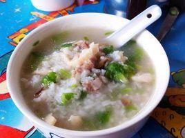 魷魚排骨粥 魷魚排骨粥