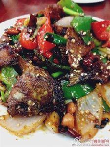 乾煸鯽魚 乾煸鯽魚