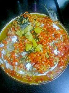 剁椒燜魚頭 剁椒燜魚頭