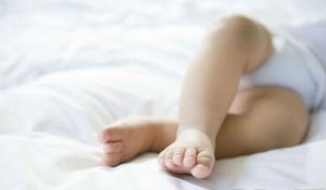 女嬰來月經事件 女嬰來月經事件