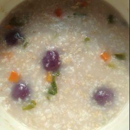 胡蘿蔔生菜薯圓燕麥粥 胡蘿蔔生菜薯圓燕麥粥