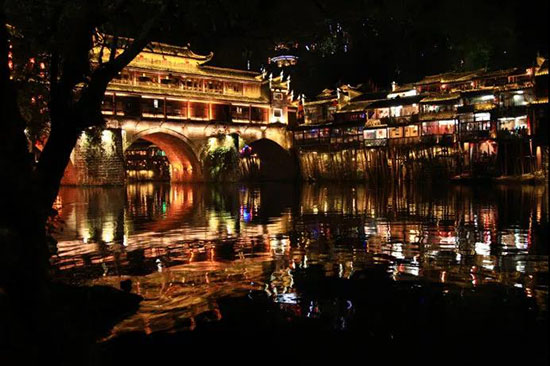 最適合情侶旅行的9個地方,每年帶我去一個可好?