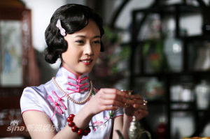 周海媚飾演女強人