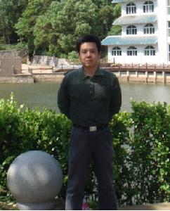 （圖）李工在安陸白兆山上