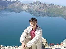 閆冰[同濟大學教授]