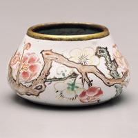 清康熙畫琺瑯梅花水盛