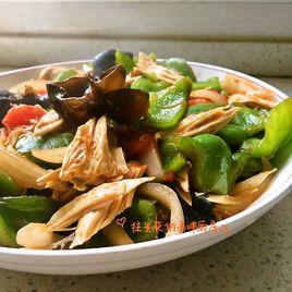 腐竹木耳炒青椒 腐竹木耳炒青椒