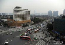 直播成都飯店爆破拆除