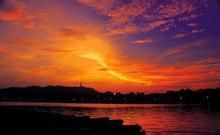 寶石流霞 寶石流霞