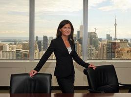 康特妮·沃爾夫 康特妮·沃爾夫