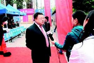 李曉彤[宜昌商業銀行原副行長]