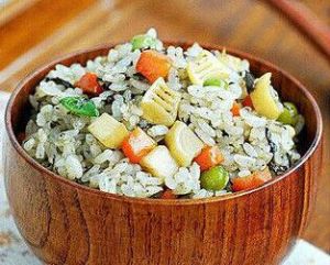 欖菜春筍素炒飯 欖菜春筍素炒飯