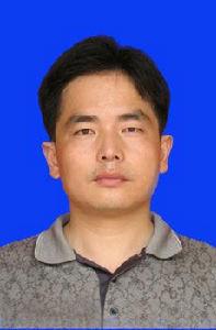 張輝[中共益陽市大通湖區委委員、區辦公室主任]