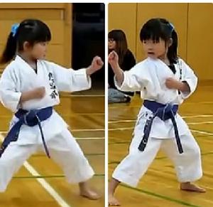 蘿莉空手道 蘿莉空手道