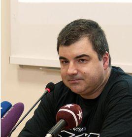 康斯坦丁·諾沃肖洛夫 康斯坦丁·諾沃肖洛夫