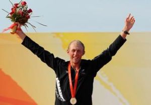 湯姆·阿什利 湯姆·阿什利