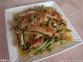 貢菜炒胡蘿蔔 貢菜炒胡蘿蔔