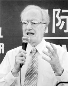 朱利安·泰普林 朱利安·泰普林