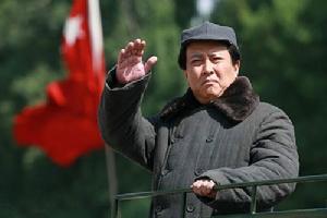 唐國強“閱兵”