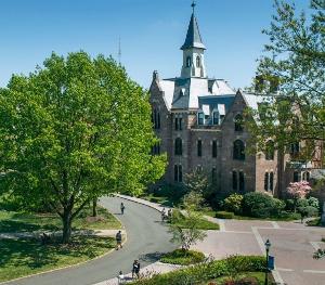 位於新澤西州的美國西東大學